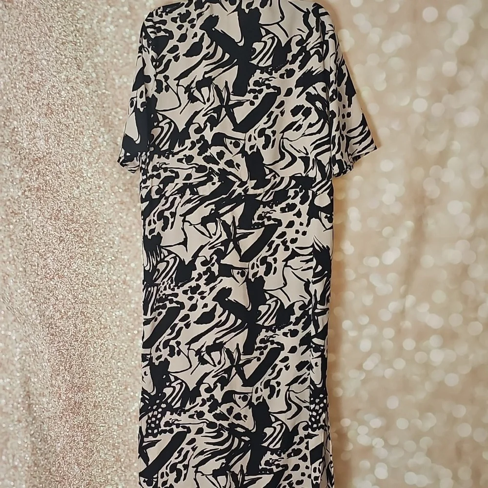 Topshop Black and Cream Abstract Long Sleeve Dress - Picture 3 of 3